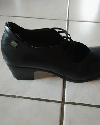 Scarpe donna mod. Mary Jane in pelle