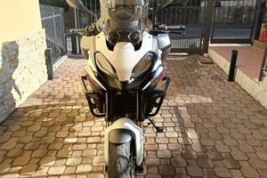BMW F900 XR
