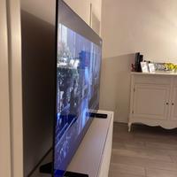 TV Samsung 72” Smart TV modello 2024 – perfetta co