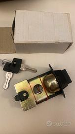 Serratura per sella vespa px