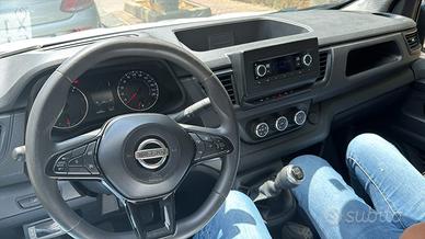 nissan van refrigerato
