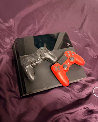 Playstation 4 slim