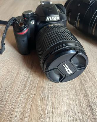 Nikon D3200 e accessori