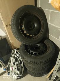 Cerchi con gomme termiche 175.65.15
