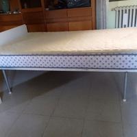 Letto a una piazza e mezza