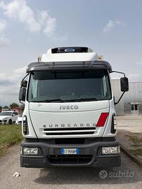 IVECO CON CELLA FRIGO
