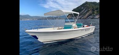 MOTOSCAFO 5,70 - pronto uso -