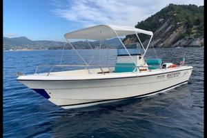 MOTOSCAFO 5,70 - pronto uso -