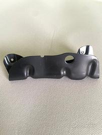 SUPPORTO PARAFANGO ANTERIORE DESTRO AUDI Q5 COD. 8