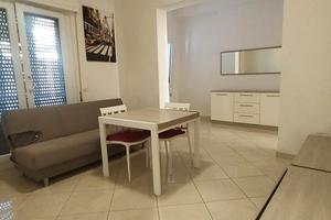 Elegante Piano Terra con Corte Privata