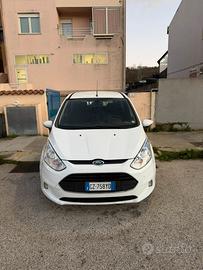 Ford B-Max anche per neopatentati