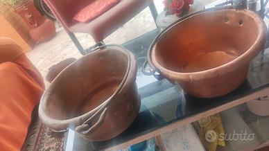 coppia paioli antichi in rame battuto