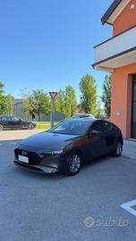 Mazda 3 1.8L Skyactiv-D Exclusive