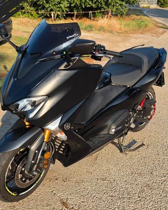 Yamaha TMAX 530 SX cupolino sport