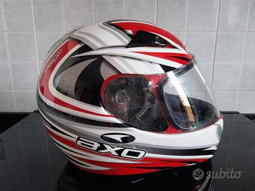 Casco da moto o scooter marchio AXO