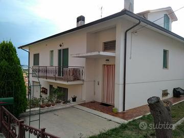 Casa ad Ostra