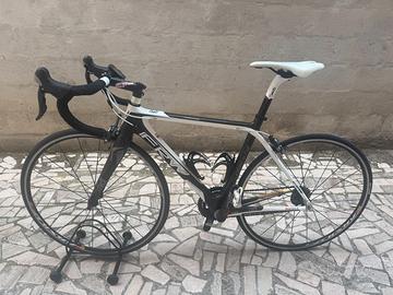 FRW Hunters Hill (Ultegra 10v)