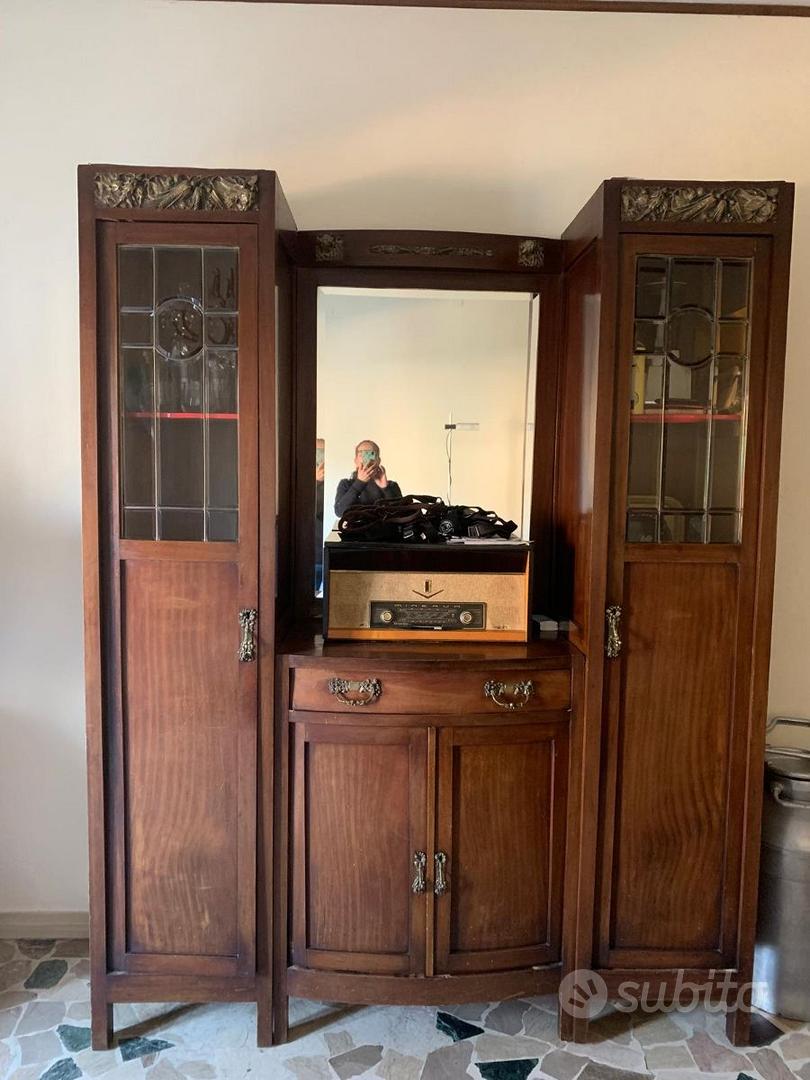 credenza con specchio Arredamento e Casalinghi In vendita a Modena