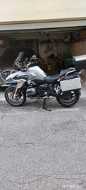 BMW GS 1200 con  pochissimi km , solamente 14.400