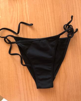 Costume nero Benetton