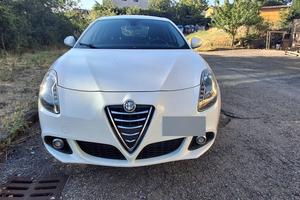 Alfa romeo gulietta appena revisionata