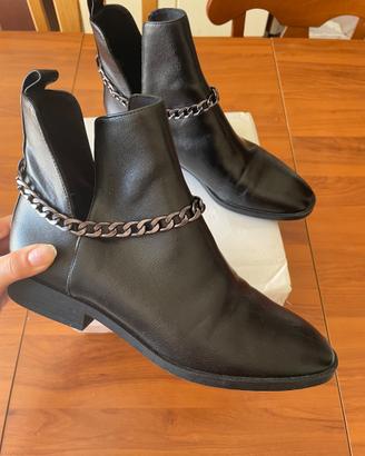 Stivaletti Stradivarius