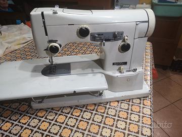 macchina da cucire Necchi