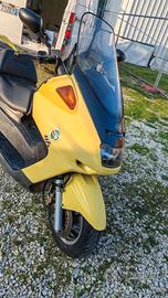 Yamaha Majesty 250 -18w