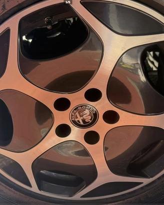 Cerchi in lega originali Stelvio 17"