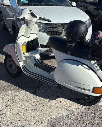 Vespa px150e