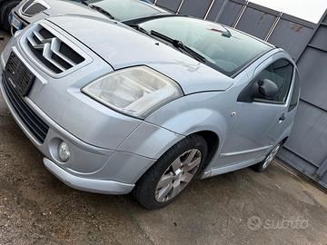 Disponibili ricambi usati per Citroën C2, anno 200