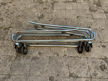 Due  stender porta abiti in acciaio