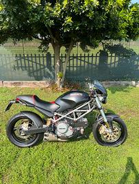 Ducati Monster 2005