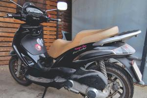BEVERLY INCIDENTATO CON MOTORE IN BUONE CONDIZIONI