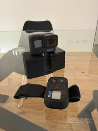 Go Pro Hero 7 Black + telecomando + 6 batterie