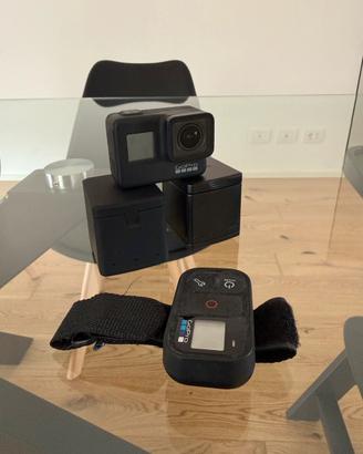 Go Pro Hero 7 Black + telecomando + 6 batterie