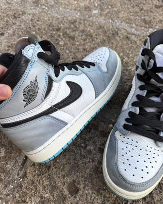 Jordan 1 Retro High OG blu universitario