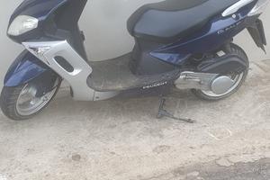 Peugeot Sum-up 125