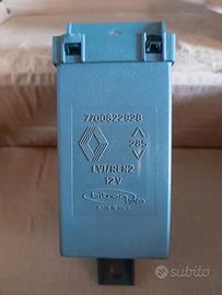 1052 13252 RENAULT LAGUNA MK1 12V RELAY MODULE 770