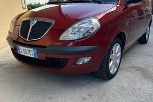 Lancia Y