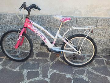 bici bambina 20