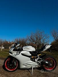 Ducati Panigale 899