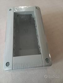 Custodia Idrobox 4 posti Bticino 25404 IP40