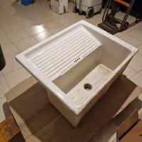 Lavatoio in ceramica