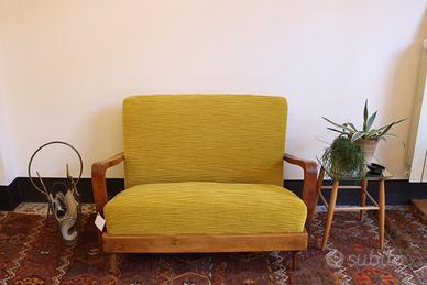 Divanetto stile vintage