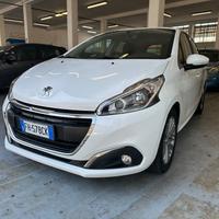 Peugeot 208 BlueHDi 75 5 porte Allure