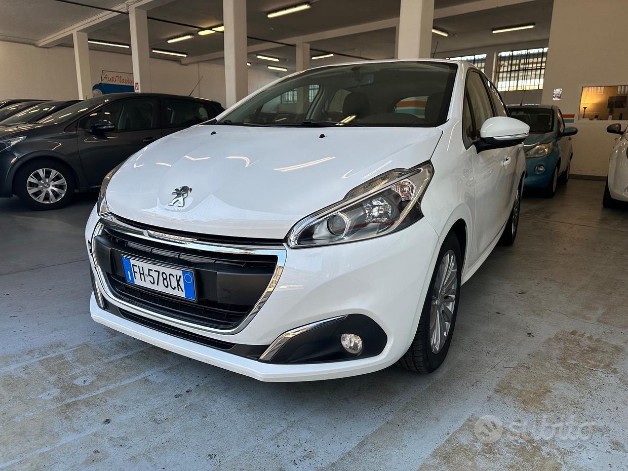 Peugeot 208 1° serie