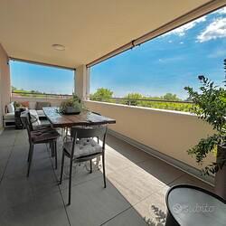 ESCLUSIVO ULTIMO PIANO CON TERRAZZO PANORAMICO A D
