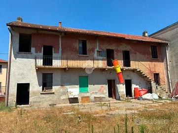 2 LOCALI A CORBETTA