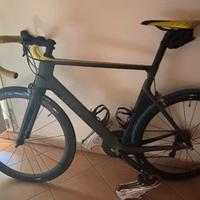 Bicicletta da corsa Canyon aeroad CF SLX 7.0